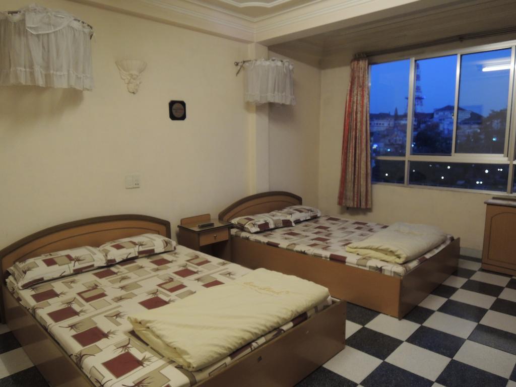 Minh Chau 2 Hotel Далат Экстерьер фото